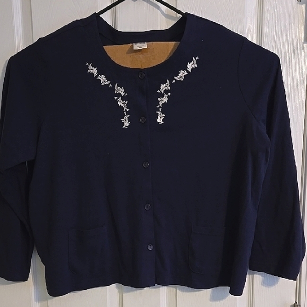 Blair navy blue button front cardigan w/ embroidery detail and pockets size 3XL
